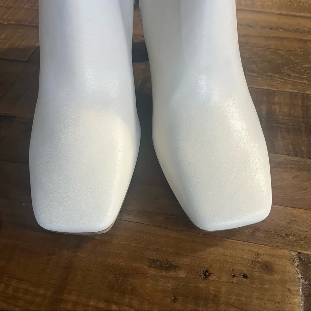 Marc Fisher Nebula Square Toe Bootie Size 9 - Picture 8 of 9